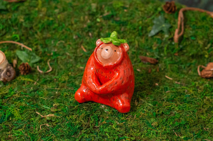 Straw-bear-y Forest Friend