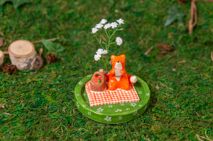Fox Picnic Dish