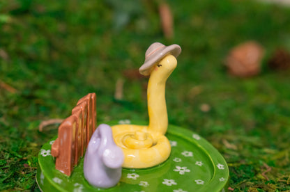 Gardening Snake Dish