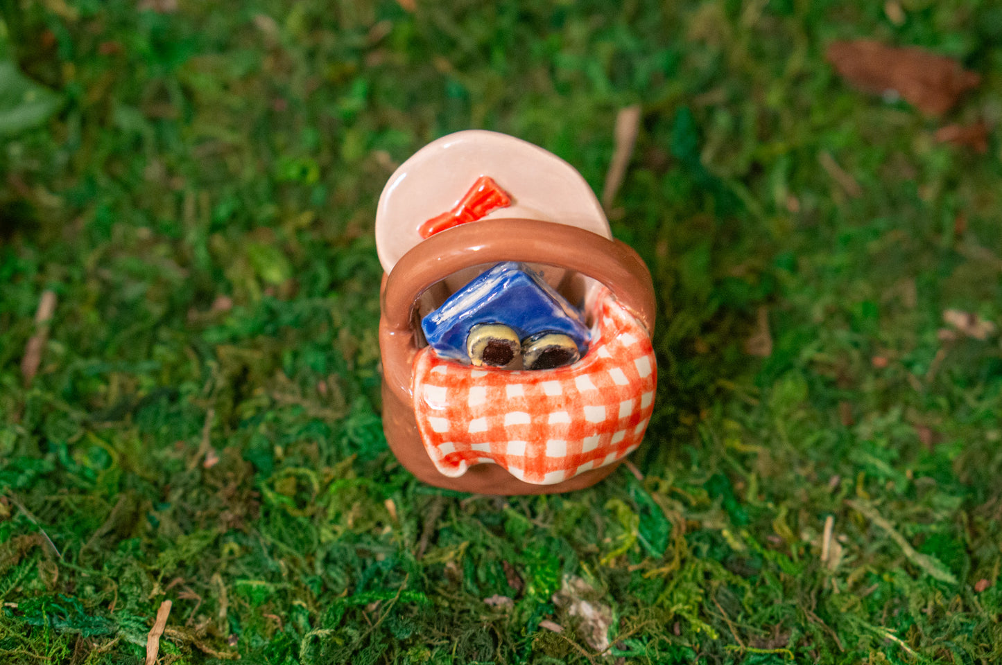 Tiny Picnic Basket (B)