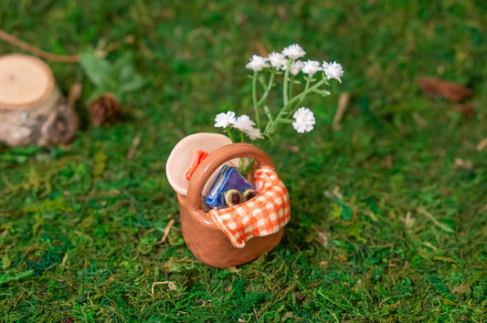 Tiny Picnic Basket (B)