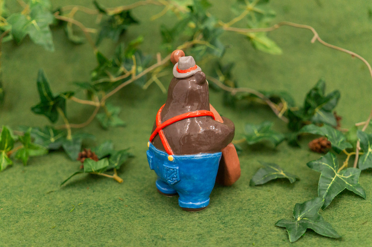Bluegrass Bear Figurine